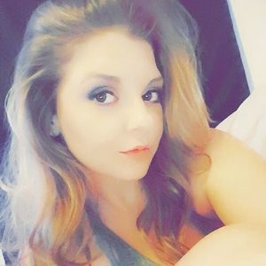 Meet your Posher, Halie